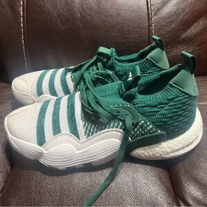 Trae Young 2 Basketball Shoes Men’s Size 10